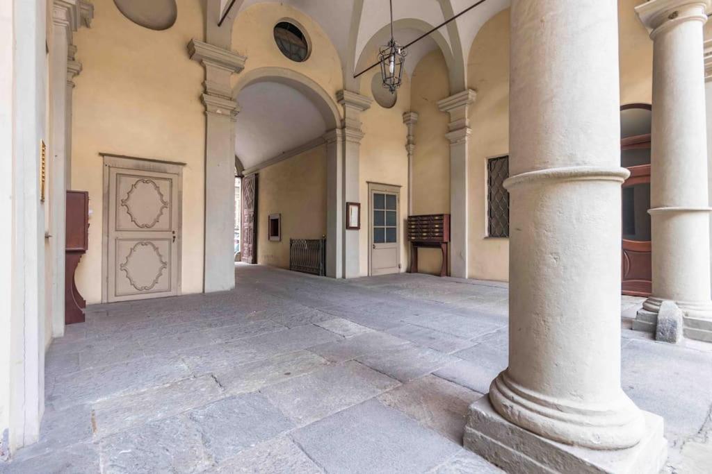 Hollywood Housein The Heart Of Turin Apartment Екстериор снимка