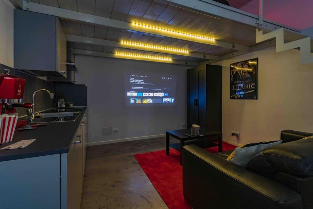 Hollywood Housein The Heart Of Turin Apartment Екстериор снимка