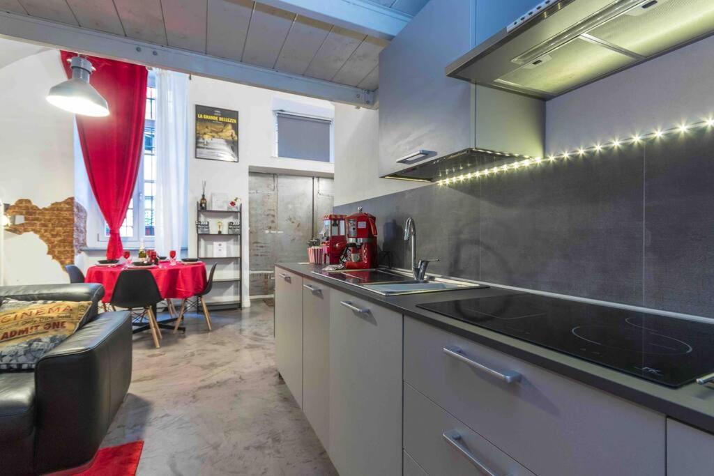 Hollywood Housein The Heart Of Turin Apartment Екстериор снимка